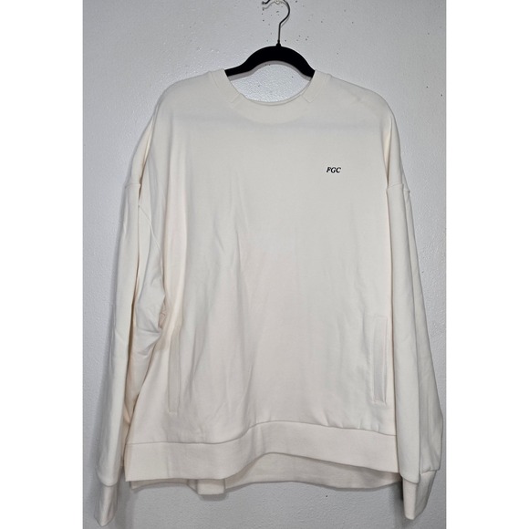 P'tula Tops - PTula Graphic Crewneck Sweatshirt Cream White Large Casual Pockets Oversized
